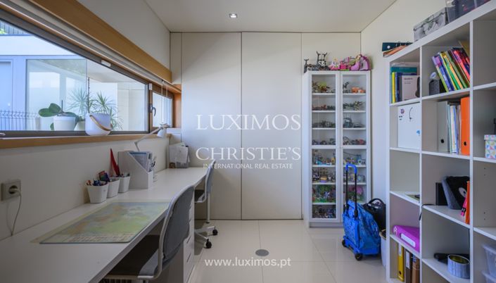 Image No.18-3 Bed Villa for sale