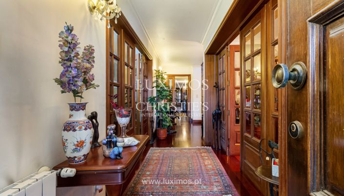 Image No.8-6 Bed Villa for sale