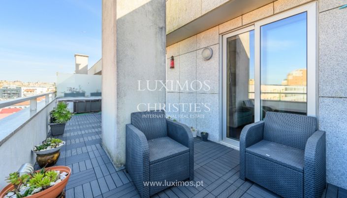 Image No.24-2 Bed Apartment for sale