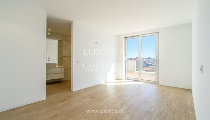 Image No.15-3 Bed Apartment for sale