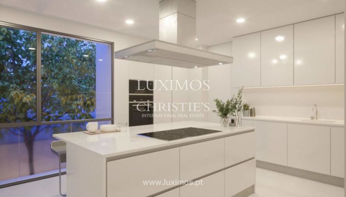 Image No.5-5 Bed Villa for sale