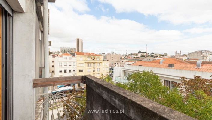 Image No.21-3 Bed Apartment for sale