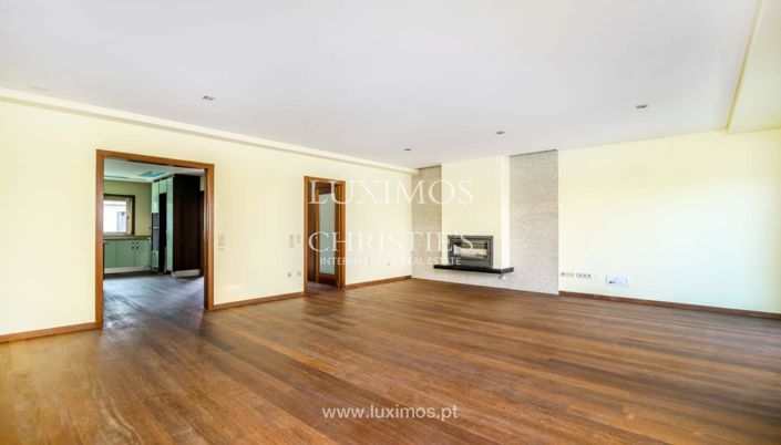 Image No.6-4 Bed Villa for sale