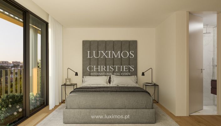 Image No.24-3 Bed Apartment for sale