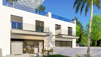 4 Bed Villa for sale