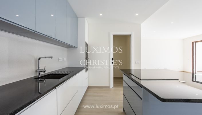 Image No.19-3 Bed Villa for sale