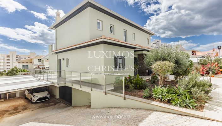 Image No.3-4 Bed Villa for sale