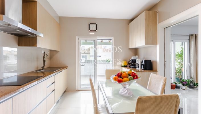 Image No.9-4 Bed Villa for sale