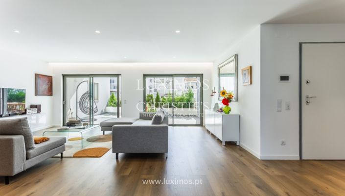 Image No.3-2 Bed Villa for sale