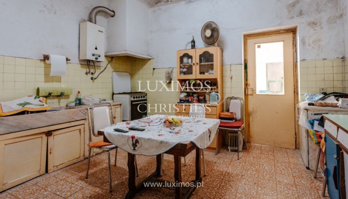 Image No.14-6 Bed Apartment for sale