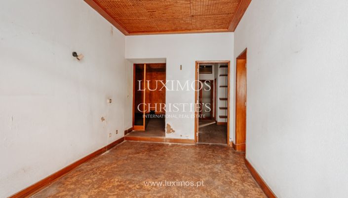 Image No.23-6 Bed Apartment for sale