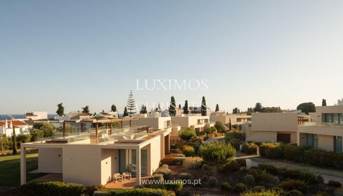 Image No.19-3 Bed Villa for sale