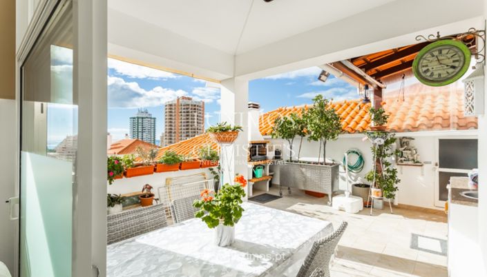 Image No.23-4 Bed Apartment for sale