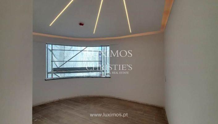 Image No.7-Commercial de 30 chambres à vendre à Faro City