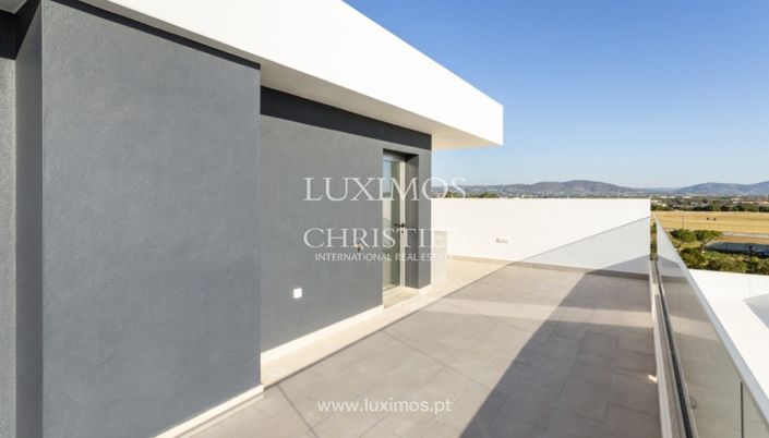 Image No.24-3 Bed Apartment for sale