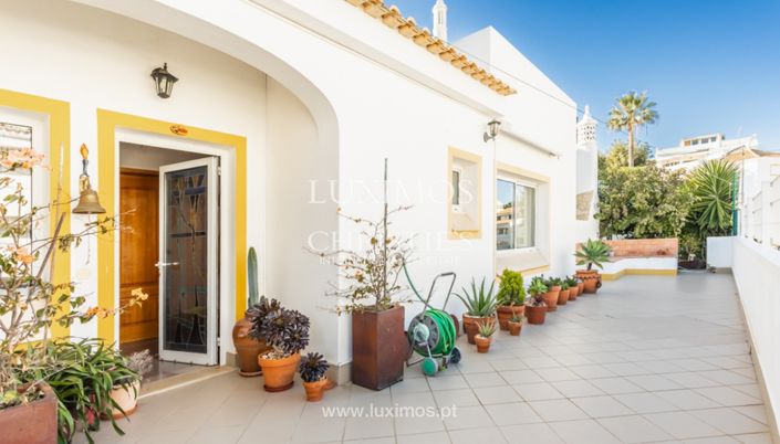 Image No.26-3 Bed Villa for sale