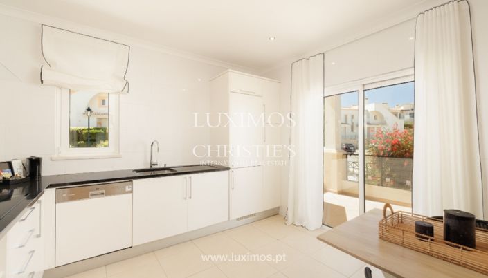 Image No.10-3 Bed Villa for sale