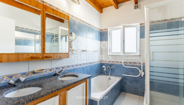 Image No.10-5 Bed Villa for sale