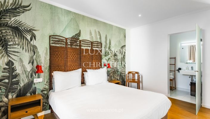 Image No.18-10 Bed Villa for sale