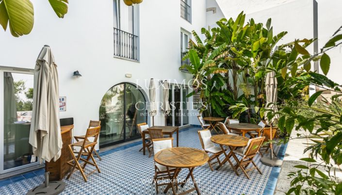 Image No.7-10 Bed Villa for sale