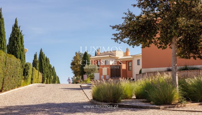 Image No.8-2 Bed Villa for sale