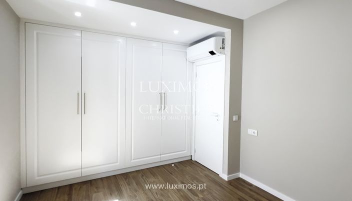 Image No.10-3 Bed Villa for sale