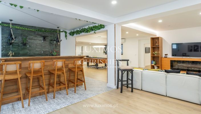 Image No.13-6 Bed Villa for sale