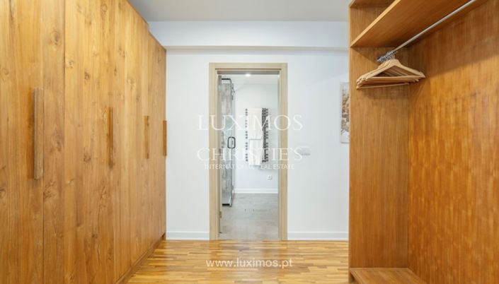 Image No.20-6 Bed Villa for sale