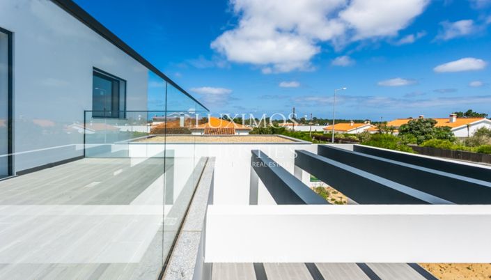 Image No.25-3 Bed Villa for sale