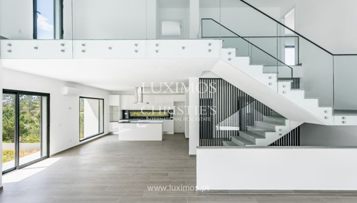 Image No.10-4 Bed Villa for sale