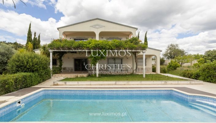 Image No.2-6 Bed Villa for sale