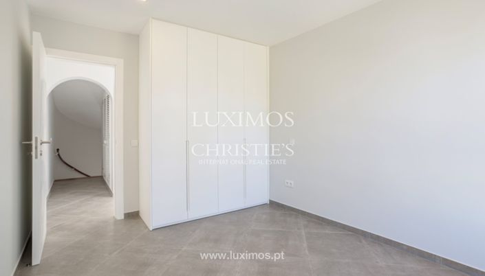 Image No.12-3 Bed Villa for sale