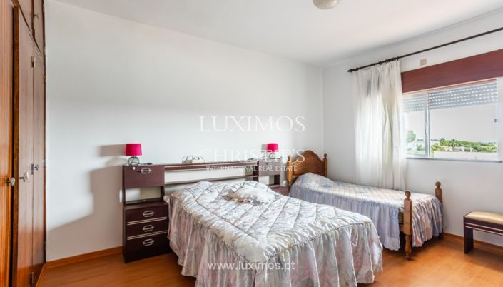 Image No.15-10 Bed Villa for sale