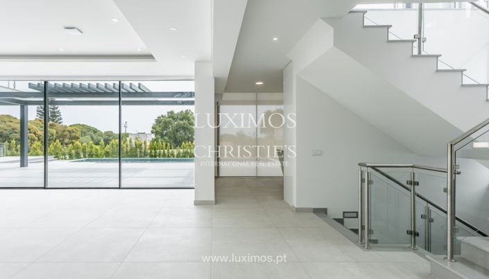 Image No.8-4 Bed Villa for sale