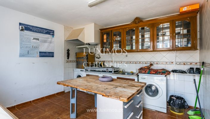 Image No.9-8 Bed Farmhouse for sale