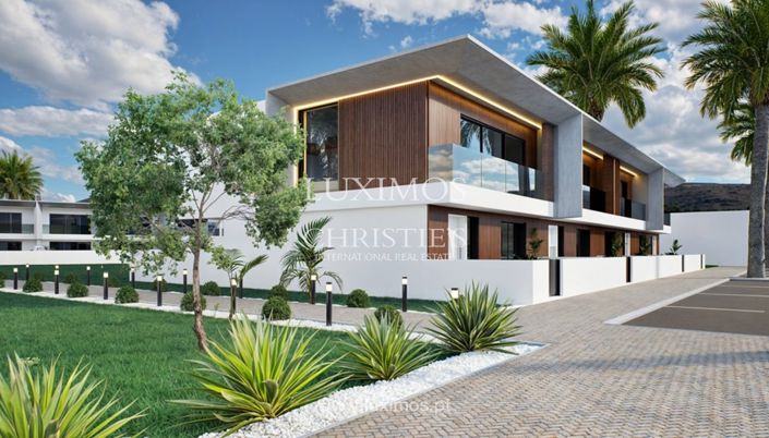 Image No.24-3 Bed Villa for sale