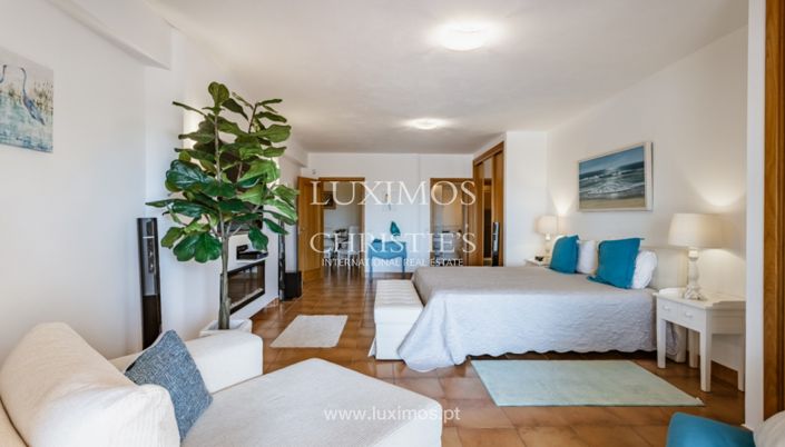 Image No.12-5 Bed Villa for sale