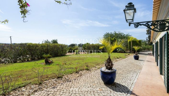 Image No.20-5 Bed Villa for sale