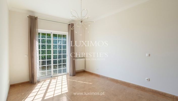 Image No.10-5 Bed Villa for sale