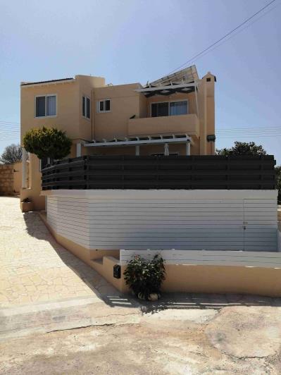 Image No.2-3 Bed Villa / Detached for sale