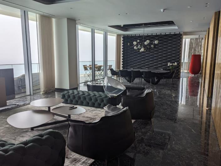 Image No.17-4 Bed Apartment for sale