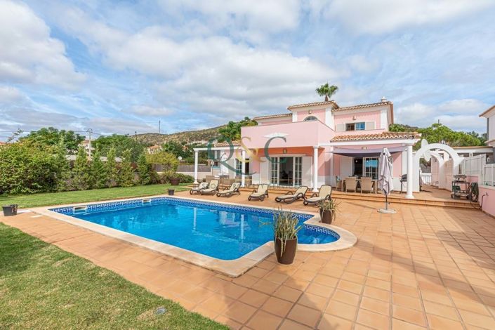 Image No.1-5 Bed Villa for sale