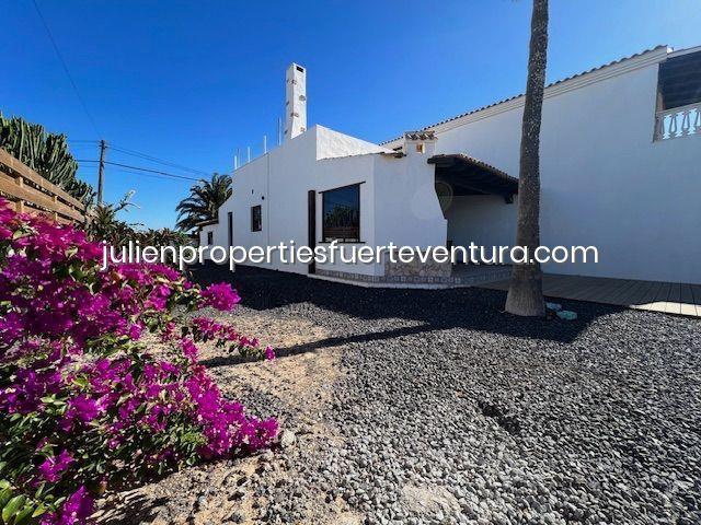 Image No.22-4 Bed Villa / Detached for sale