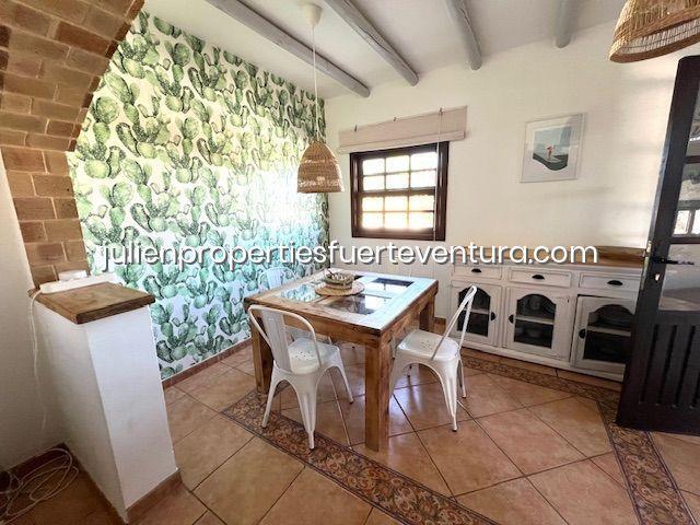 Image No.25-4 Bed Villa / Detached for sale