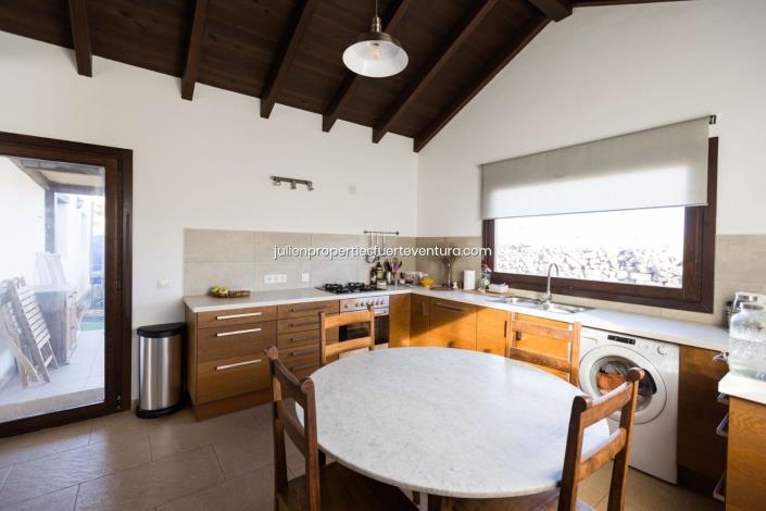 Image No.3-3 Bed Villa for sale