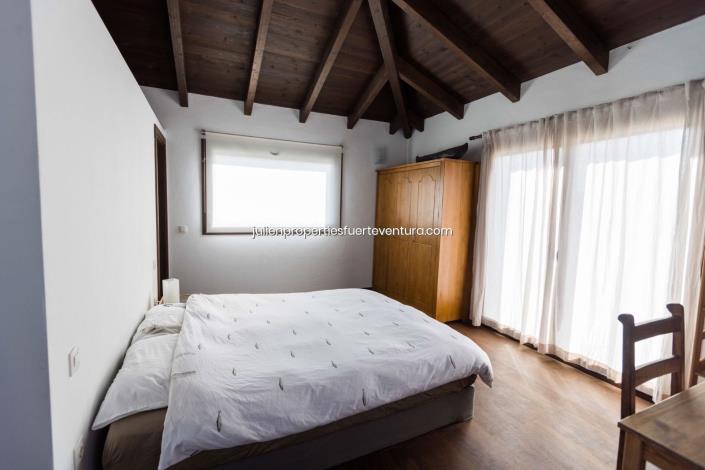 Image No.24-3 Bed Villa for sale