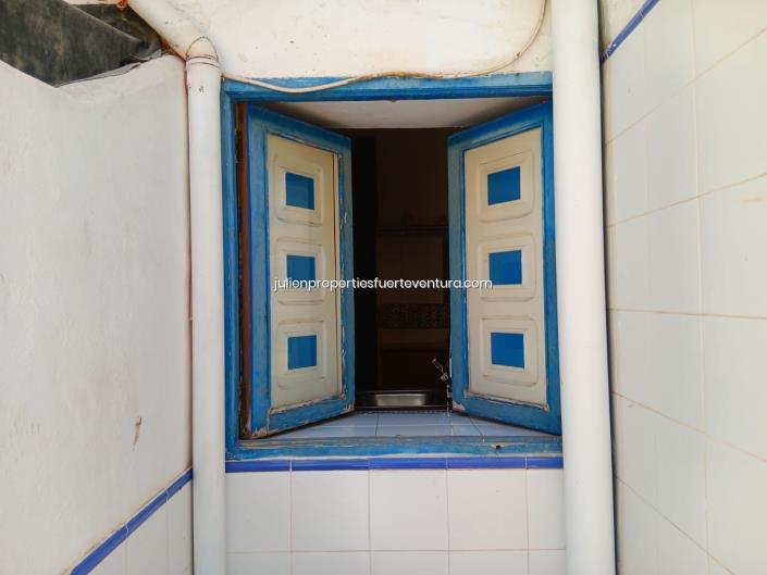 Image No.4-2 Bed Townhouse for sale