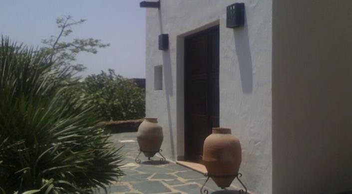 Image No.38-4 Bed Chalet for sale