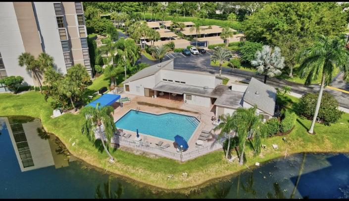 Image No.2-2 Bed Condo for sale