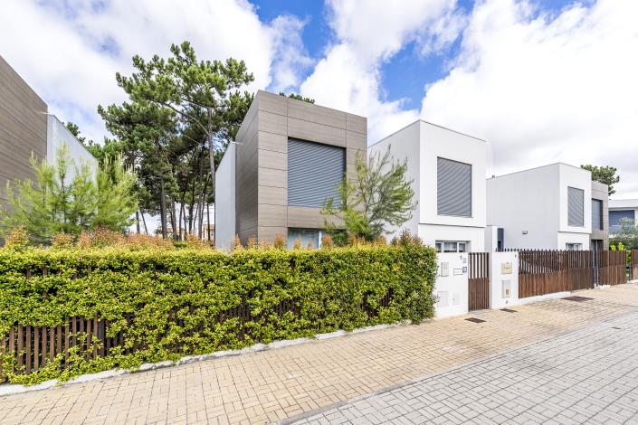 Image No.4-3 Bed Villa / Detached for sale